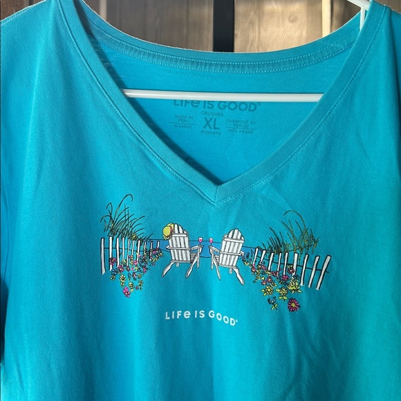 EUC Life Is Good T-Shirt - Picture 2 of 5